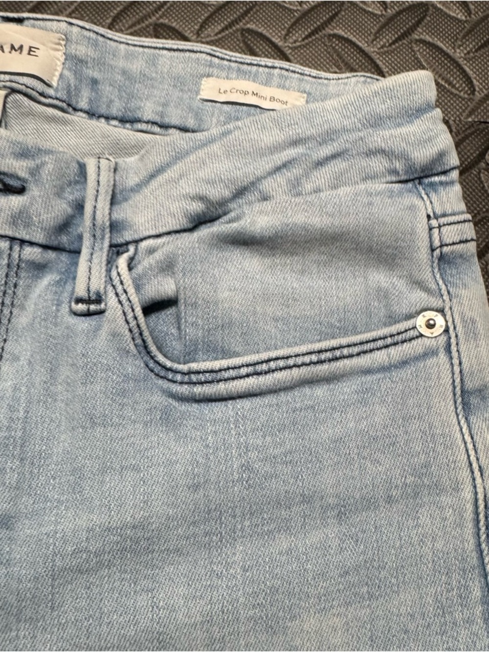 FRAME Le Crop Mini Boot Light Wash Distressed Jeans Size 29 Raw Hem - Picture 7 of 11